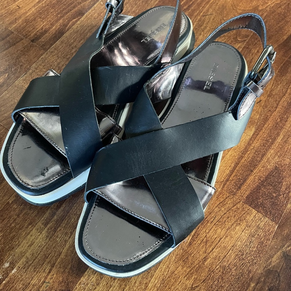 Diesel Black Cross-Strap Sandals